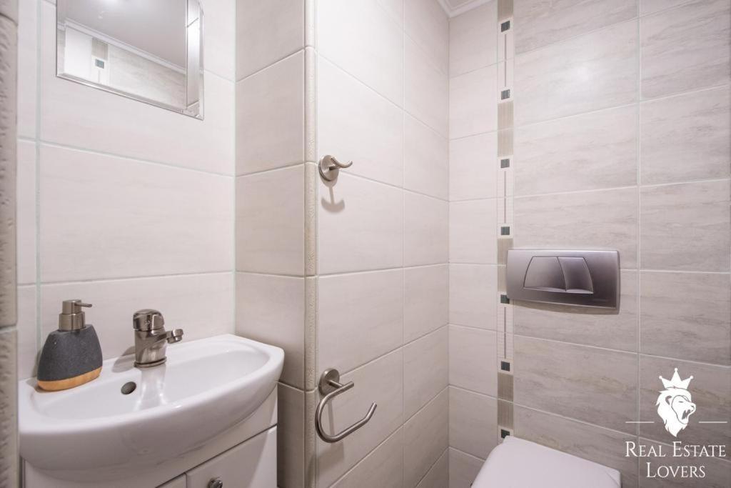 Warsaw Garden Apartment 70M2 Экстерьер фото